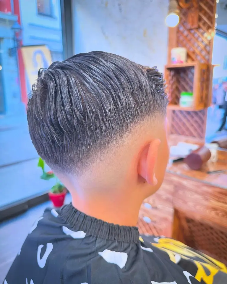 Instagram post from sherostyle2_friseur. This post is in position 0.