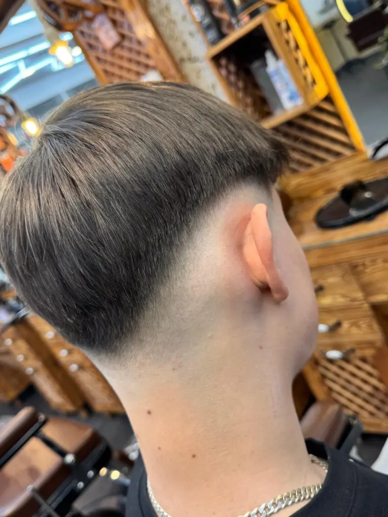 Instagram post from sherostyle2_friseur. This post is in position 1.