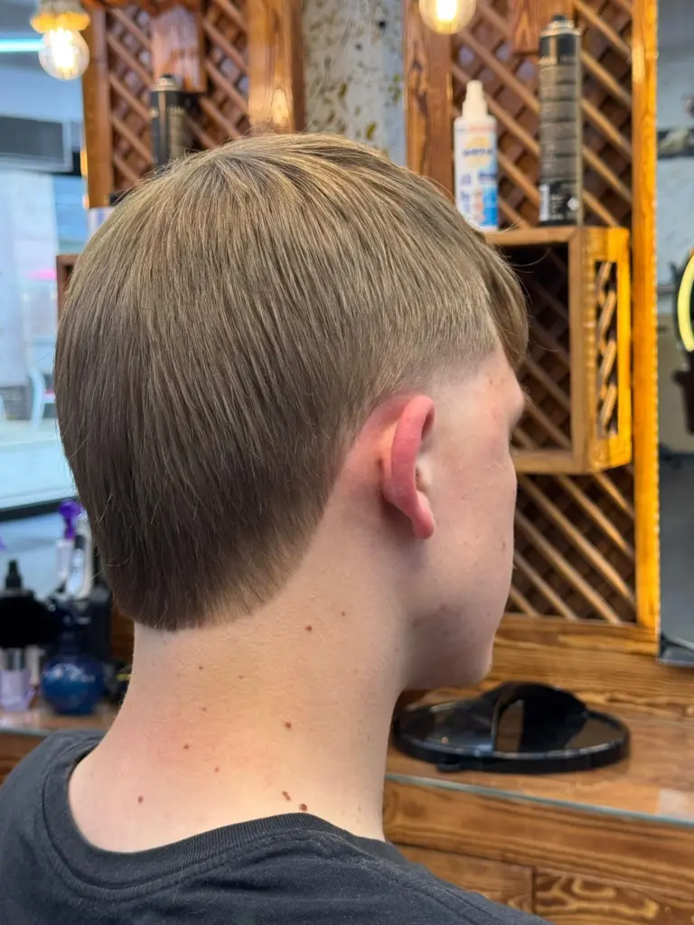 Instagram post from sherostyle2_friseur. This post is in position 1.