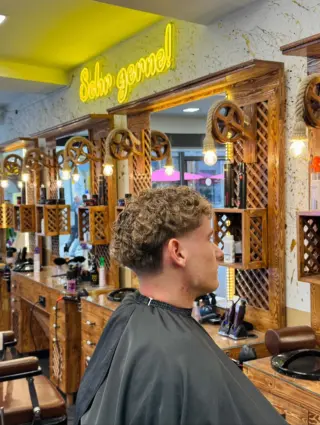 Instagram post from sherostyle2_friseur. This post is in position 4.